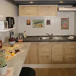 Stylish Loft Flat In The Heart Of شقة *