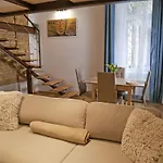 شقة Stylish Loft Flat In The Heart Of بودابست