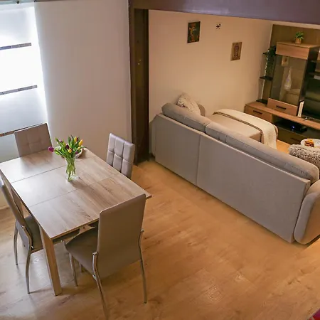Stylish Loft Flat In The Heart Of *